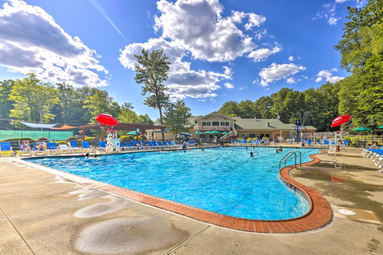 Lovely Poconos With Amenities! * Gouldsboro