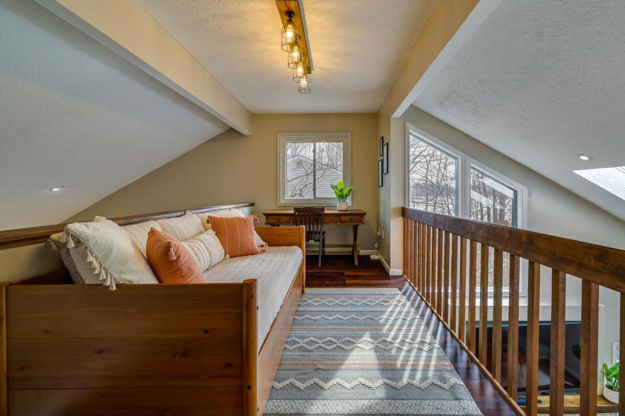 Lovely Poconos With Amenities! Casa de férias Gouldsboro