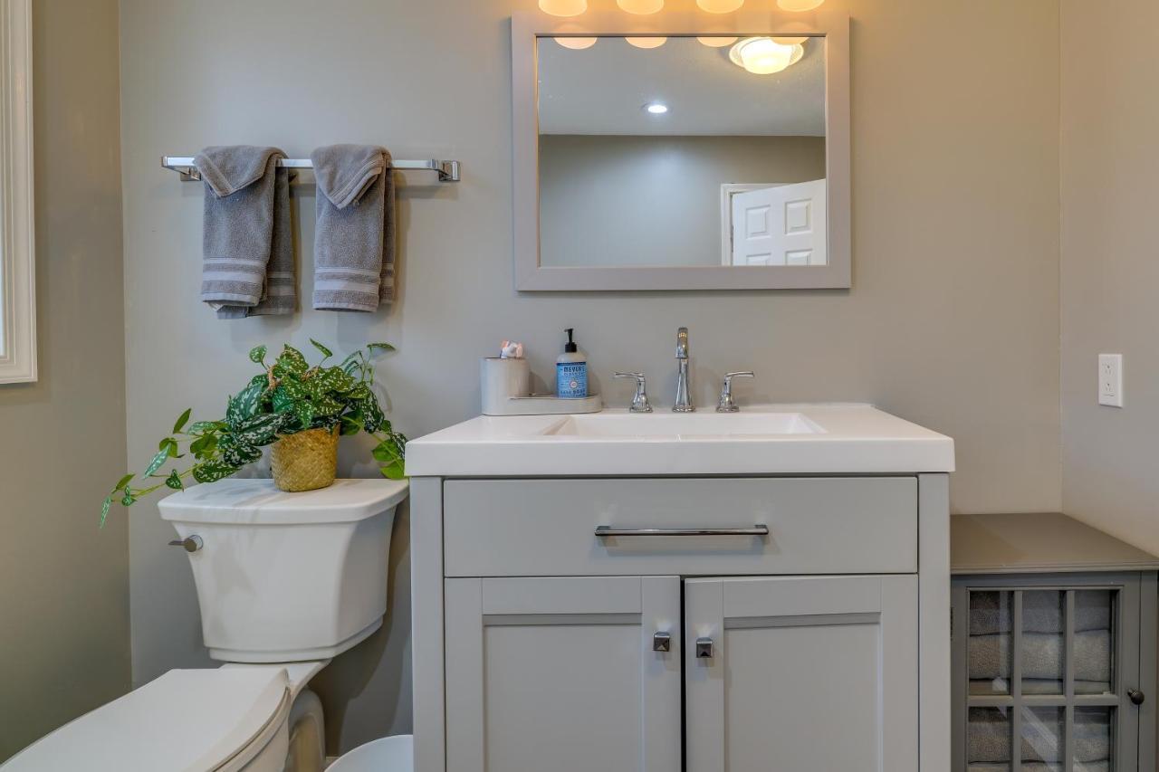 Lovely Poconos With Amenities! Casa de férias Gouldsboro