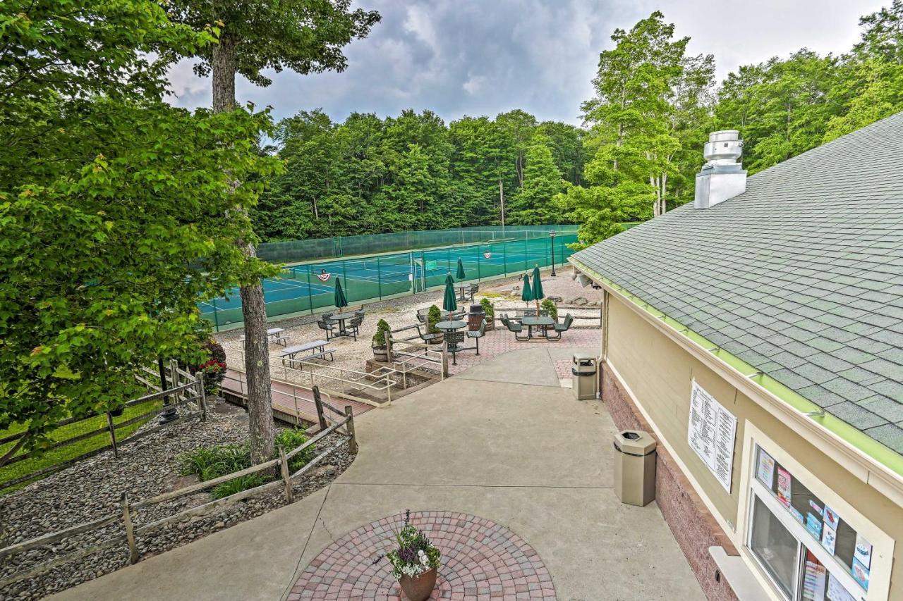 Lovely Poconos With Amenities! Casa de férias Gouldsboro