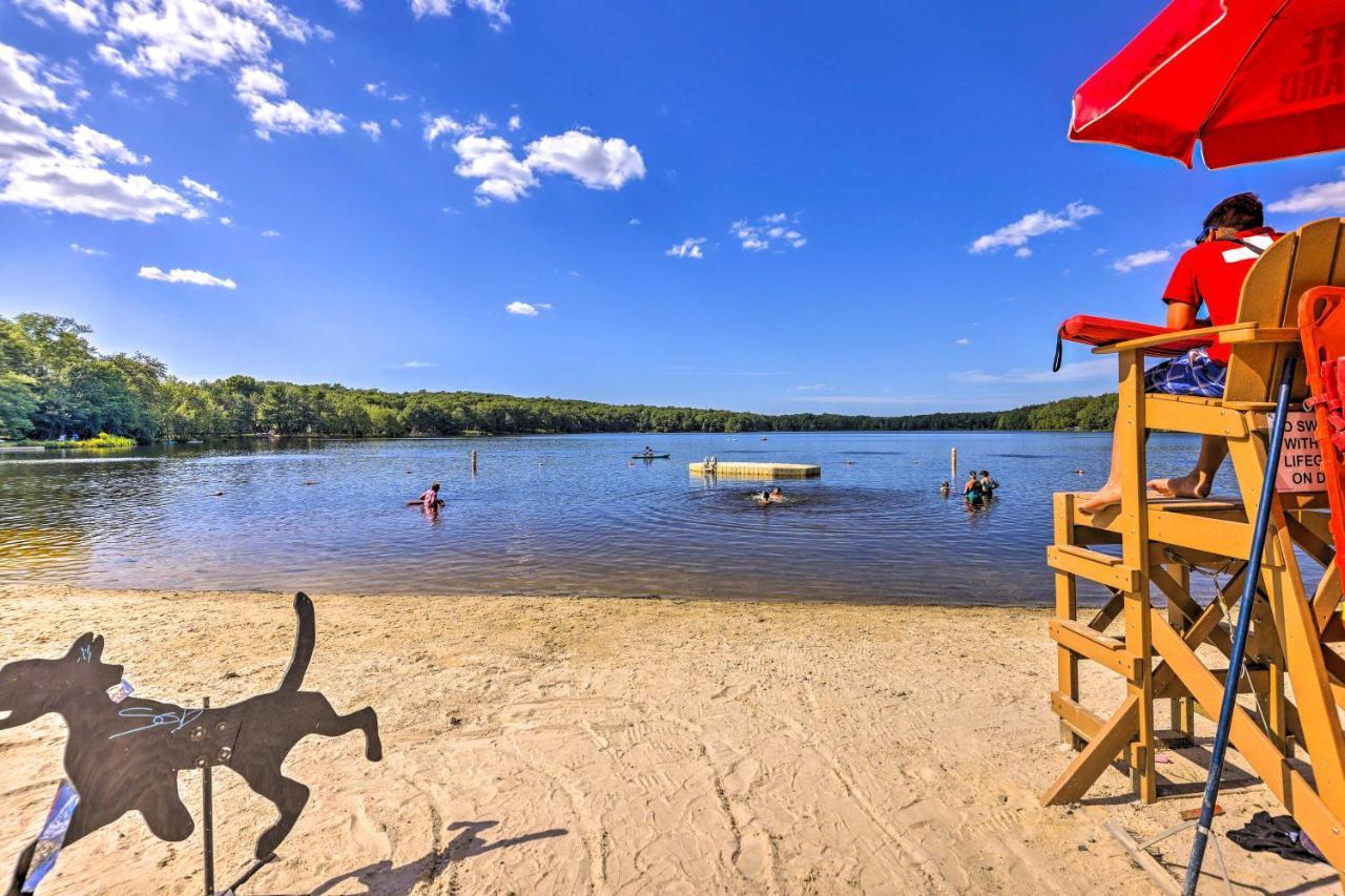 Lovely Poconos With Amenities! Casa de férias *